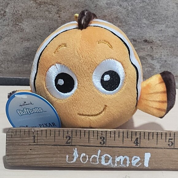 Hallmark Fluffballs Nemo Plush Ornament Clownfish - Picture 7 of 10